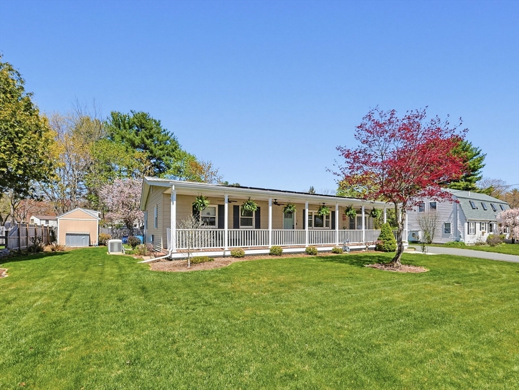 6 Haverstock Road Franklin, MA 02038 - Photo 5 of 42