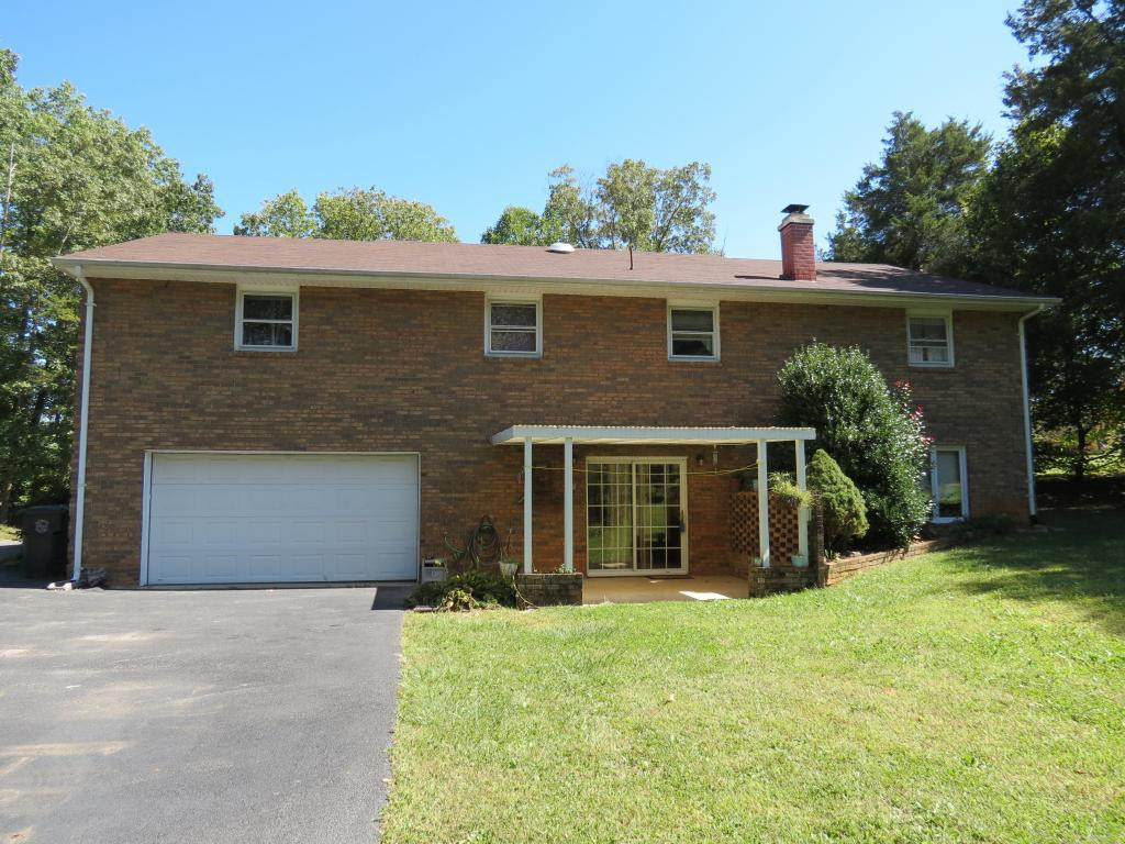 175 Rockingham Road Gray, TN 37615 - Photo 2 of 24 Family Room