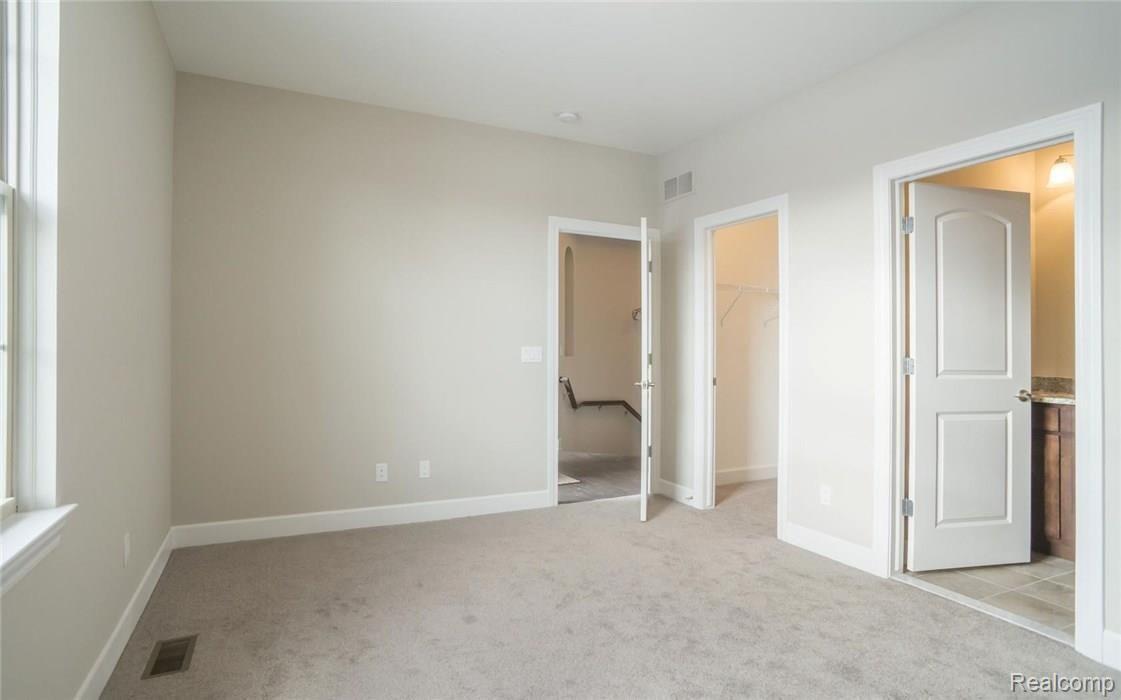 5510 Woodfall Road Clarkston, MI 48348 - Photo 14 of 24 15-photo-web-1680x1050-92573.jpg