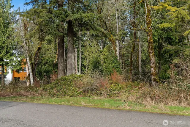 $1,299,000 | 27117 Grand Ridge Drive, Issaquah, WA 98029