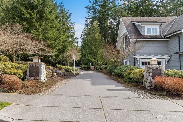 $1,299,000 | 27117 Grand Ridge Drive, Issaquah, WA 98029