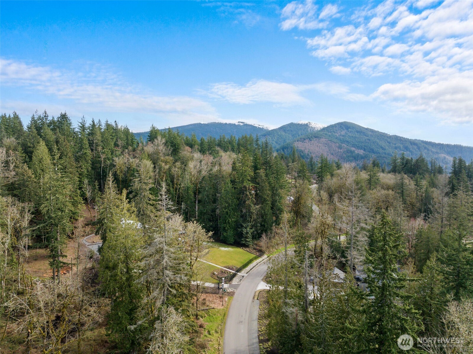 27117 Grand Ridge Drive Issaquah, WA 98029 - Photo 22 of 29