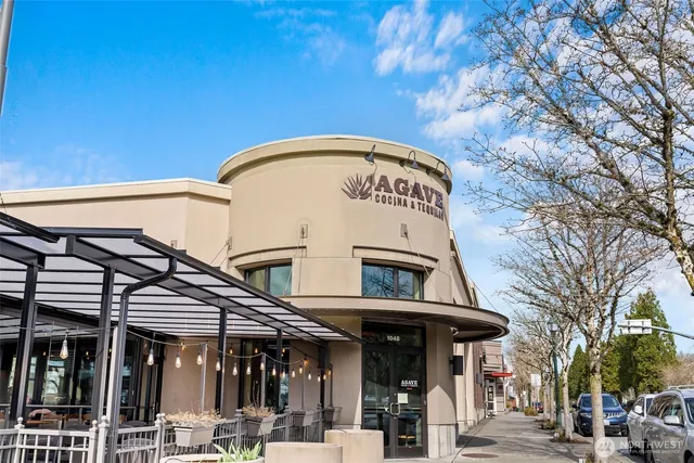 $1,299,000 | 27117 Grand Ridge Drive, Issaquah, WA 98029