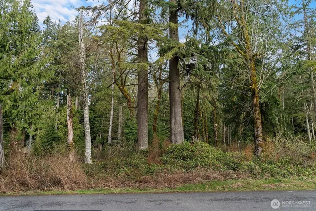 $1,299,000 | 27117 Grand Ridge Drive, Issaquah, WA 98029