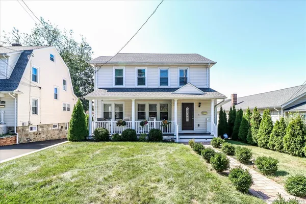 $1,125,000 | 1073 Shippan Avenue, Stamford, CT 06902