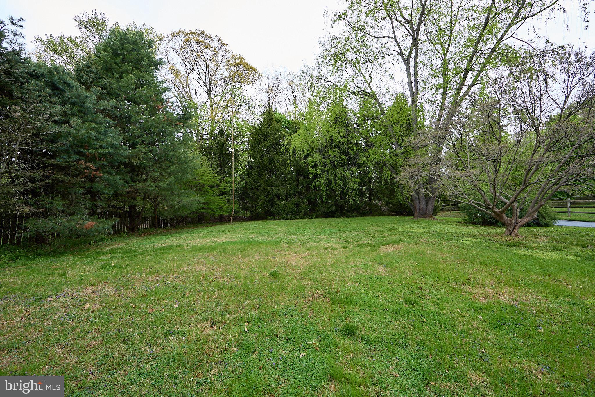 702 Lenape Road West Chester, PA 19382 - Photo 45 of 61 Front yard
