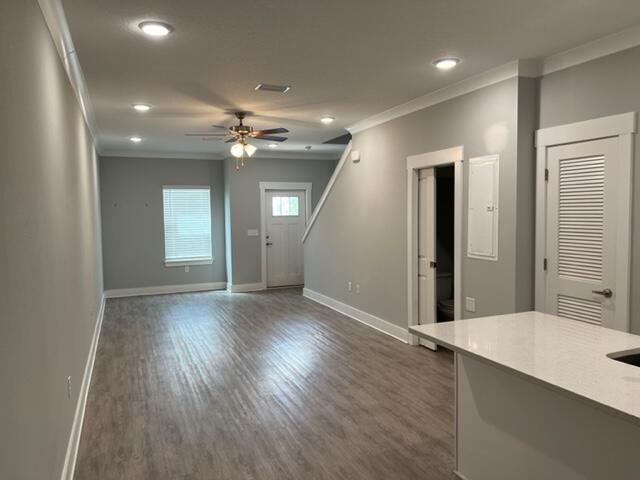 318 North Sand Palm Road Freeport, FL 32439 - Photo 2 of 14 IMG_4766