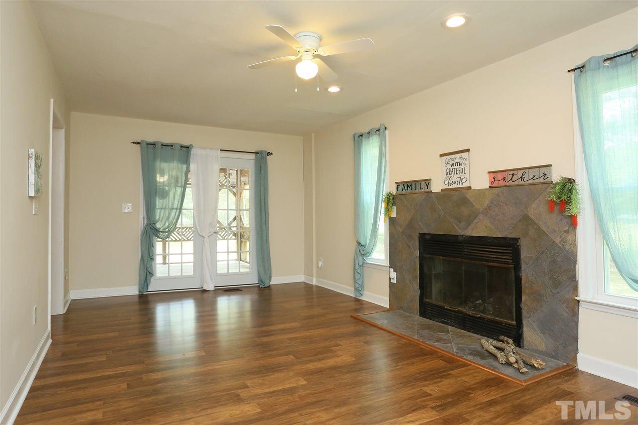 1912 Little Devine Road Selma, NC 27576 - Photo 9 of 30 Gallery Image 9