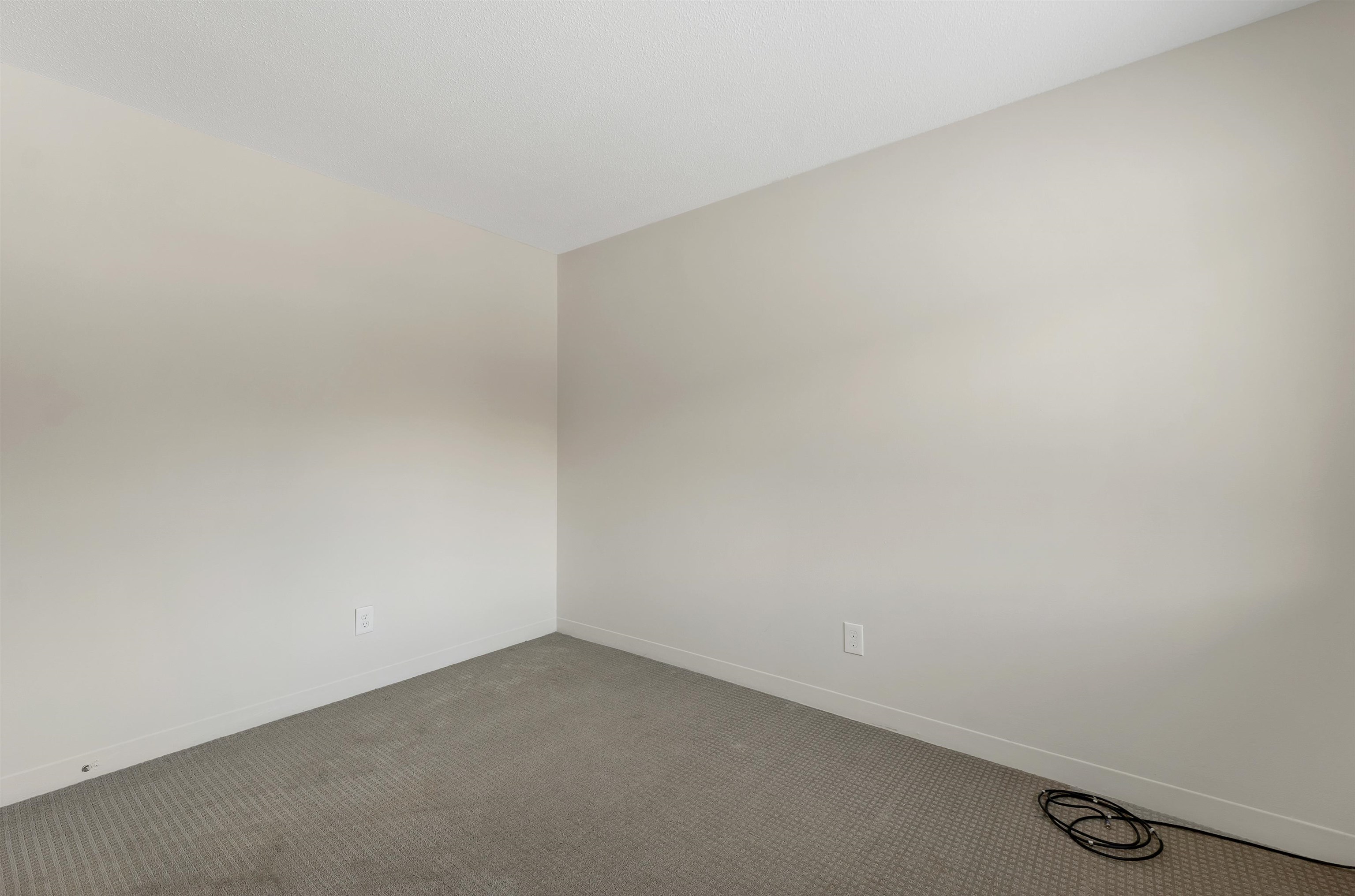 616 Portland Street, Unit 54 Rochester, NH 03867 - Photo 19 of 35 Gallery Image 19