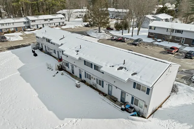 $215,000 | 616 Portland Street, Unit 54, Rochester, NH 03867