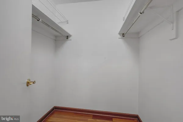 $417,900 | 307 Yoakum Parkway, Unit 1722, Alexandria, VA 22304