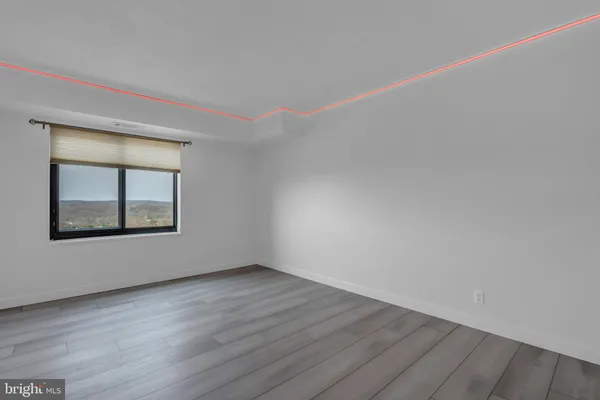 $417,900 | 307 Yoakum Parkway, Unit 1722, Alexandria, VA 22304