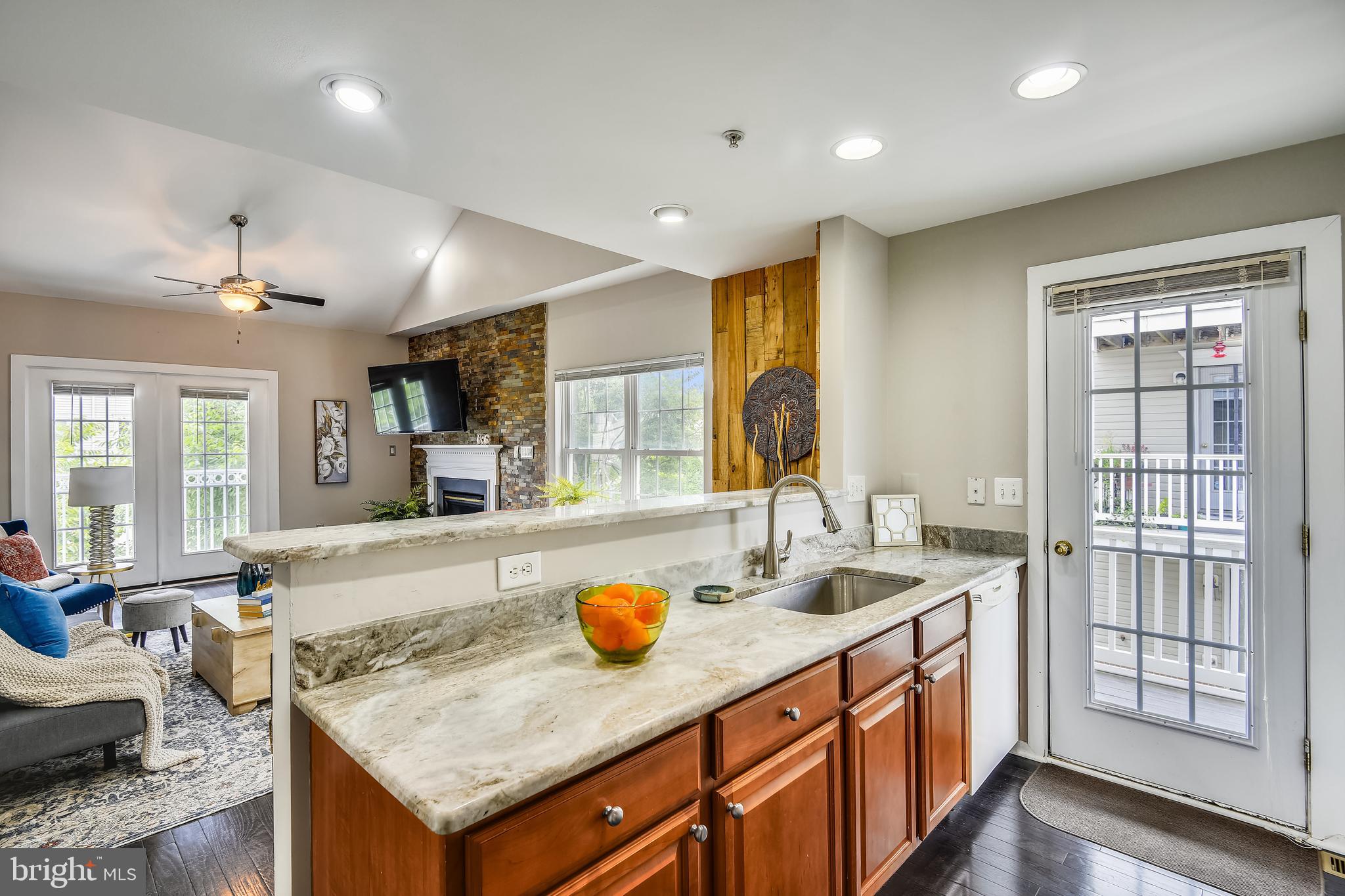 2012 Astilbe Way Odenton, MD 21113 - Photo 8 of 30 Gallery Image 8