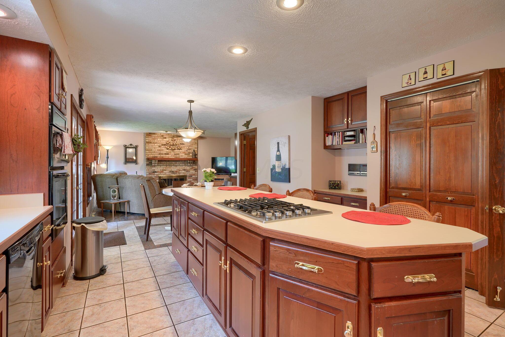 1457 Woodridge Road Marion, OH 43302 - Photo 15 of 80 Kitchen
