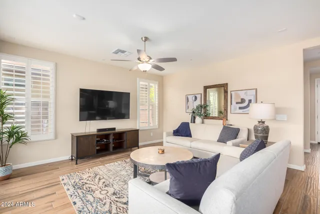 $3,900 | 13231 West Hummingbird Terrace, Peoria, AZ 85383