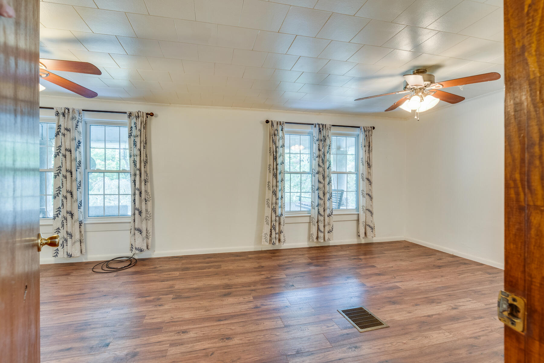 388 Odom Branch Road Erwin, TN 37650 - Photo 26 of 71 016