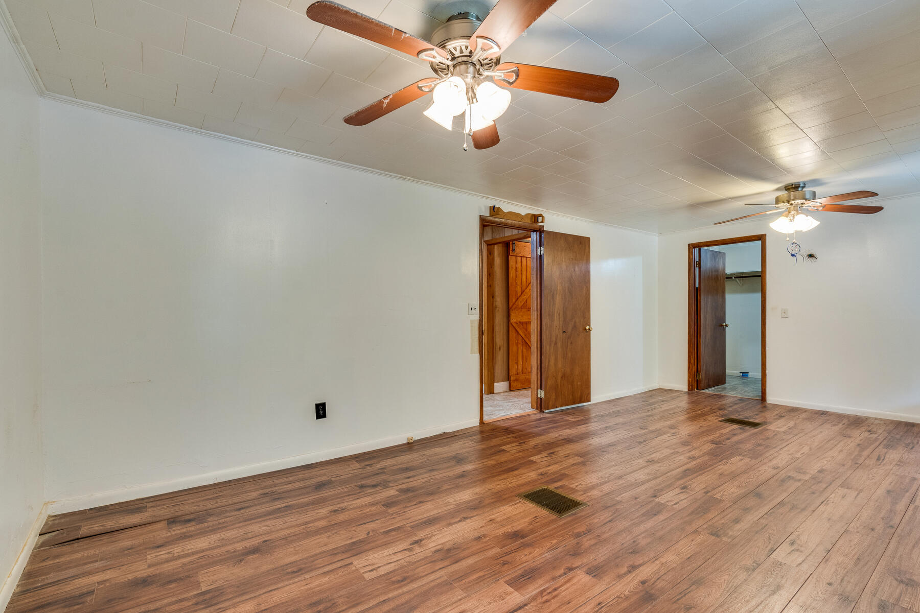 388 Odom Branch Road Erwin, TN 37650 - Photo 27 of 71 017