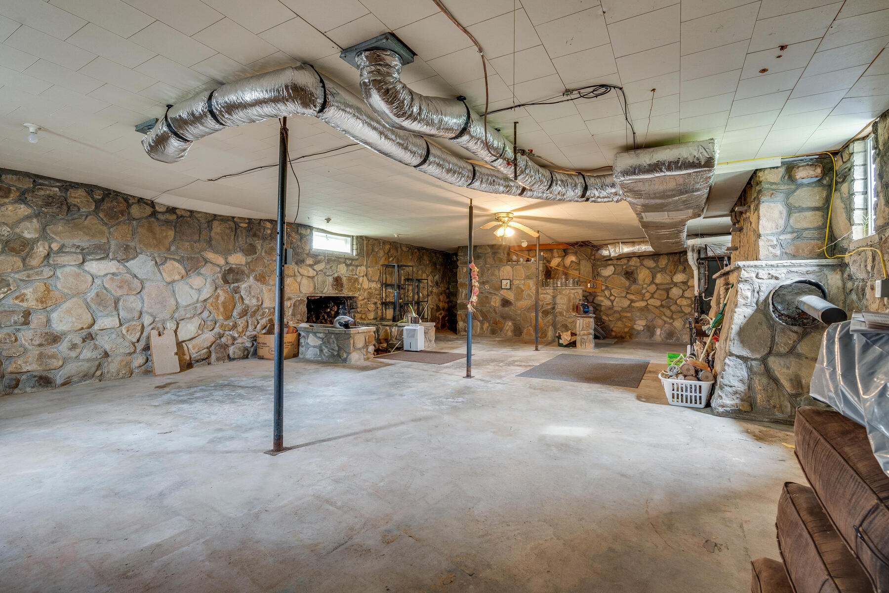 388 Odom Branch Road Erwin, TN 37650 - Photo 41 of 71 040