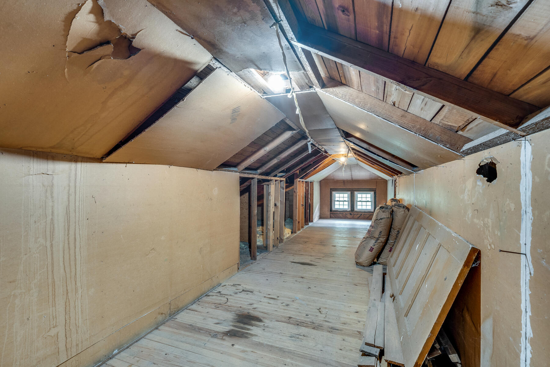 388 Odom Branch Road Erwin, TN 37650 - Photo 44 of 71 043