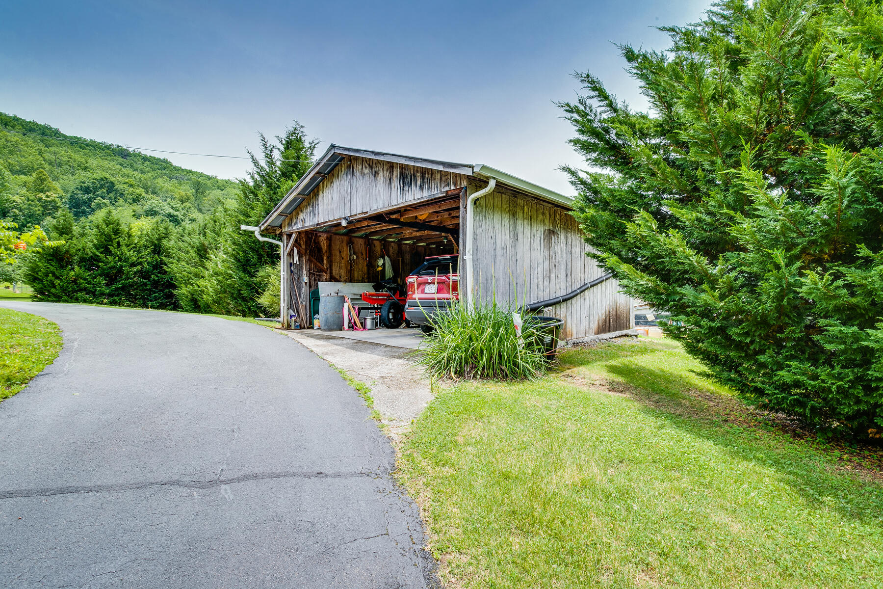 388 Odom Branch Road Erwin, TN 37650 - Photo 62 of 71 051