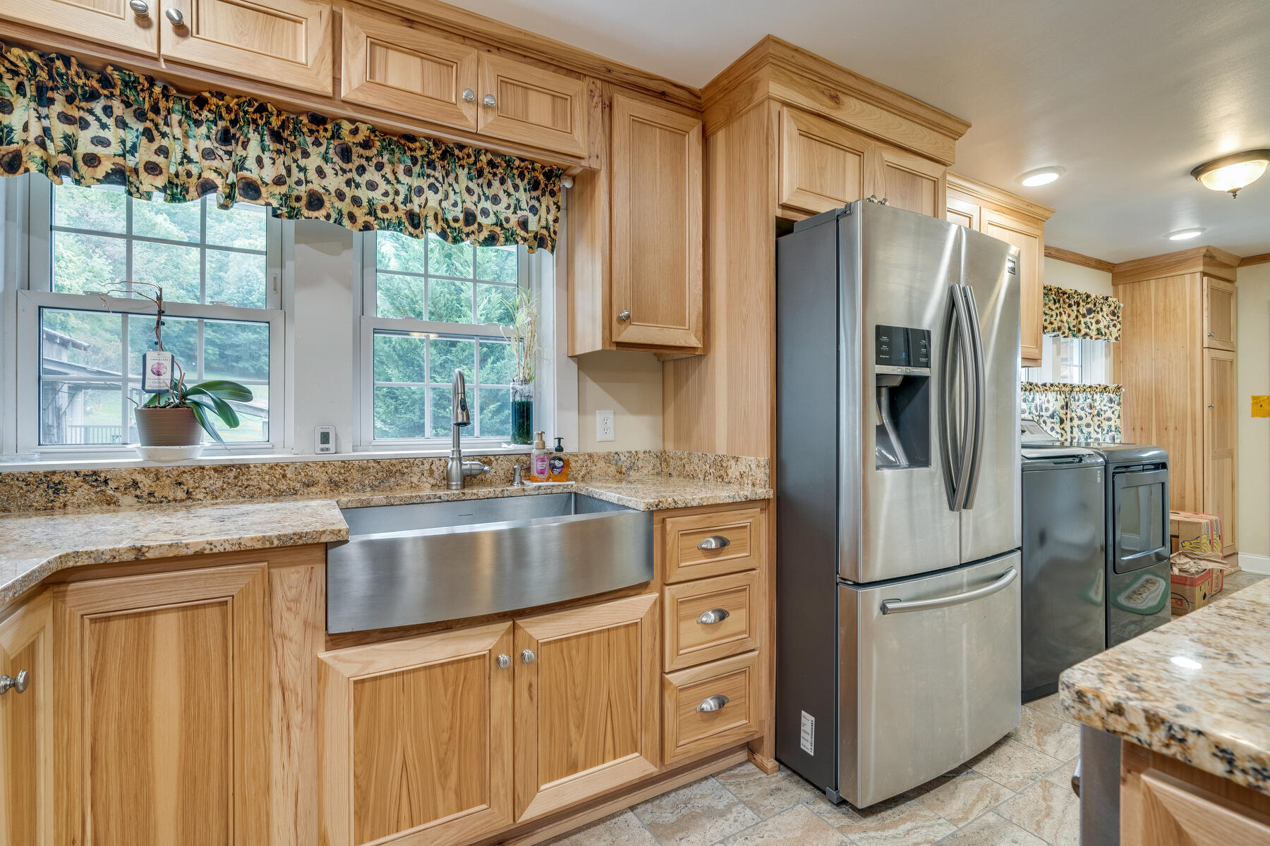 388 Odom Branch Road Erwin, TN 37650 - Photo 10 of 71 027