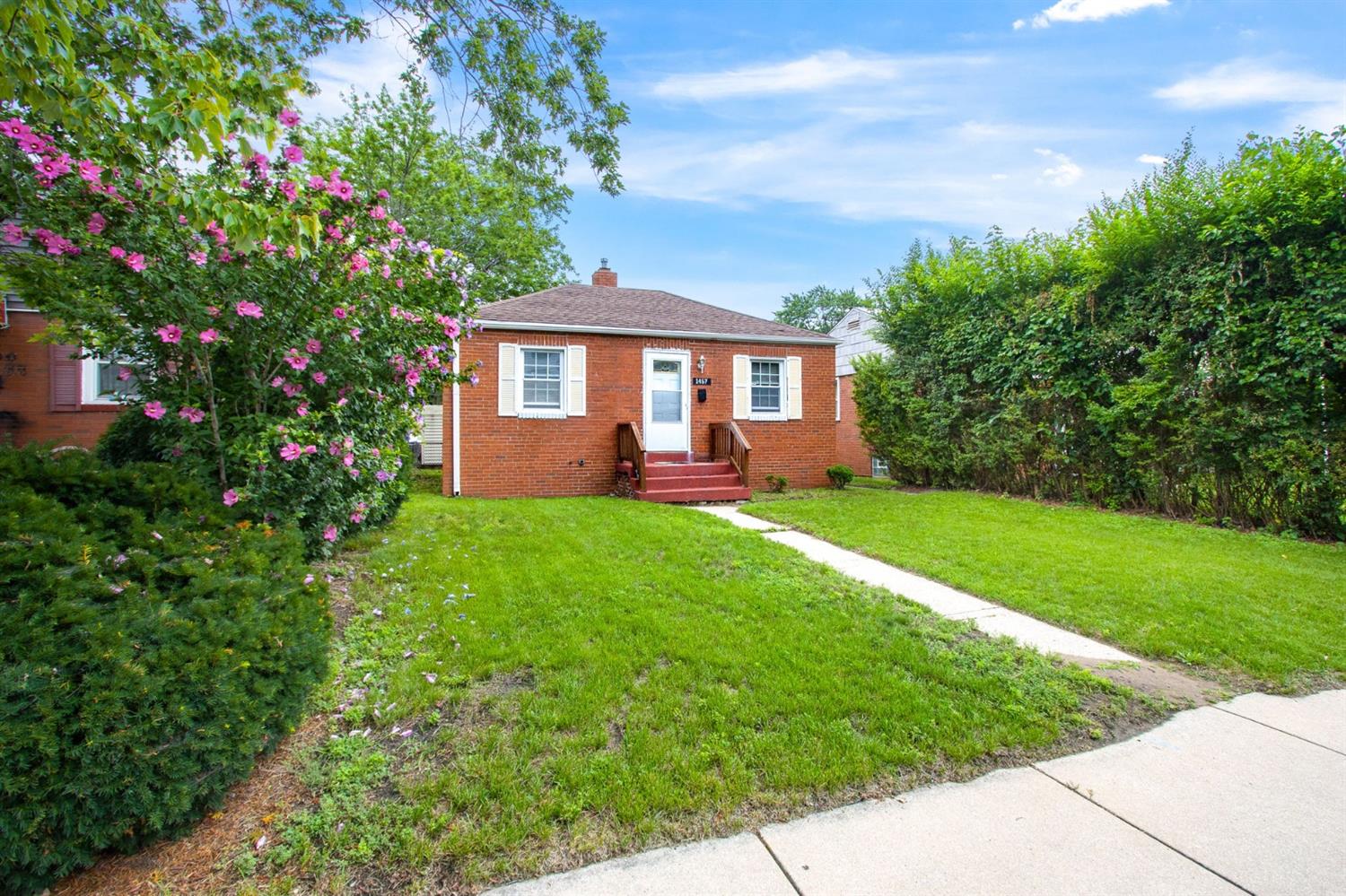 1457 Shell Street Hammond, IN 46320 - Photo 2 of 16 1500x999