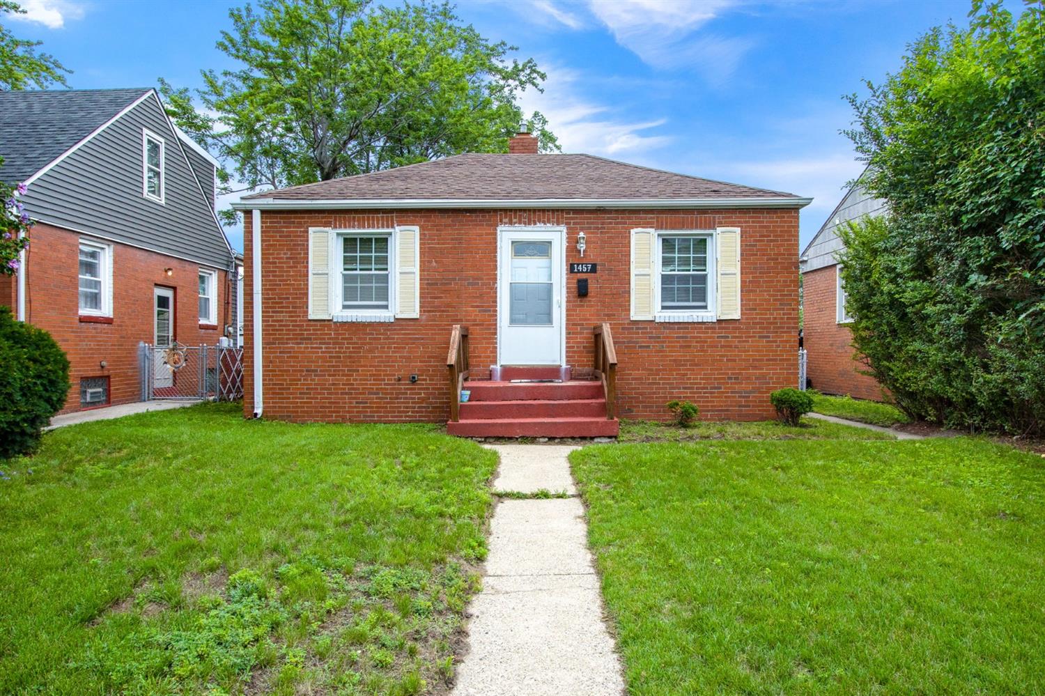 1457 Shell Street Hammond, IN 46320 - Photo 3 of 16 1500x999
