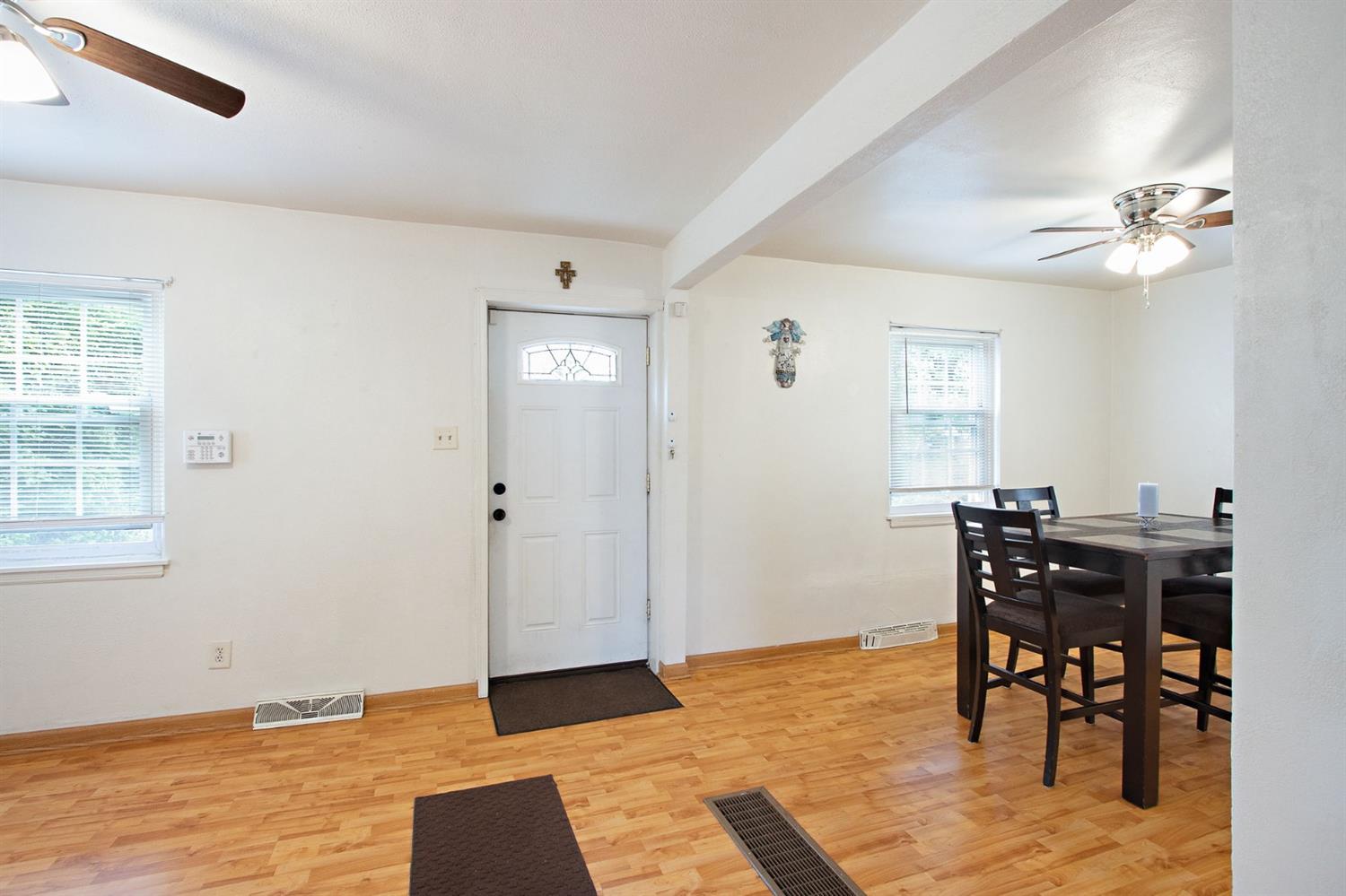 1457 Shell Street Hammond, IN 46320 - Photo 7 of 16 1500x999