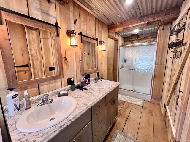 $1,500,000 | 4530 South Frye Hill Road, Williamsport, IN 47993