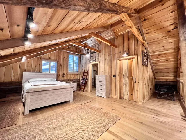 $1,500,000 | 4530 South Frye Hill Road, Williamsport, IN 47993