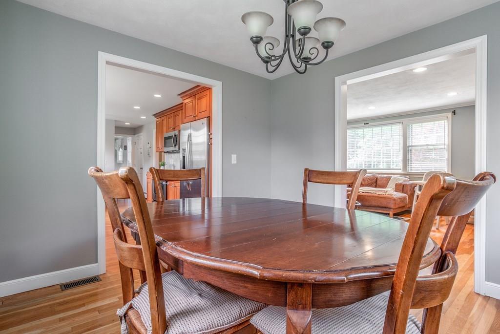 28 Brooks Road Sudbury, MA 01776 - Photo 9 of 29 Gallery Image 9