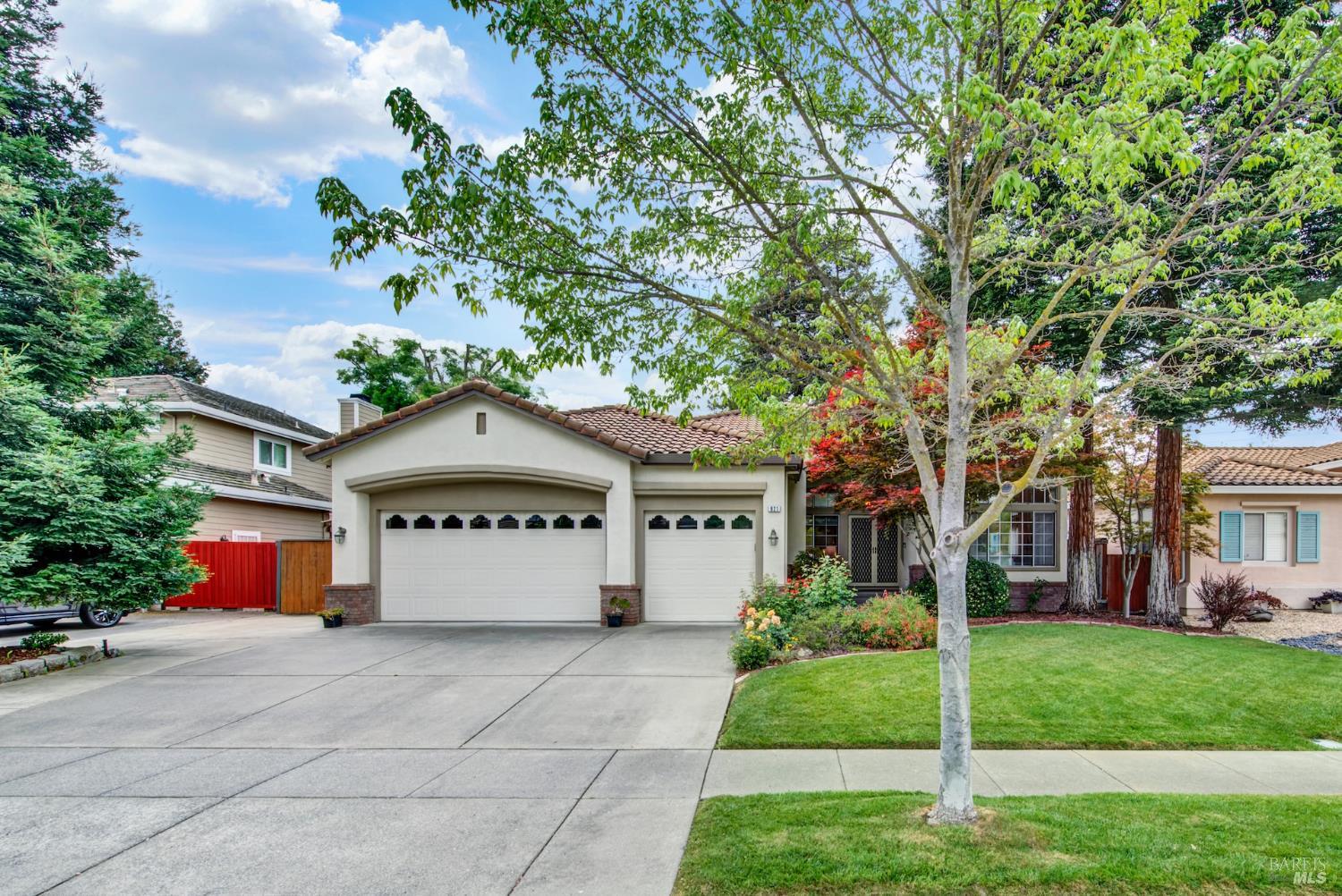 621 Renaissance Avenue Fairfield, CA 94534 - Photo 3 of 71