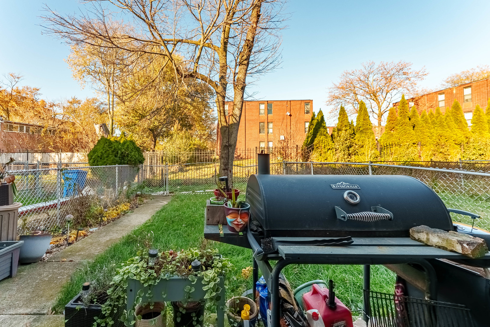 4148 West 19th Street Chicago, IL 60623 - Photo 21 of 21 a view of outdoor space and yard