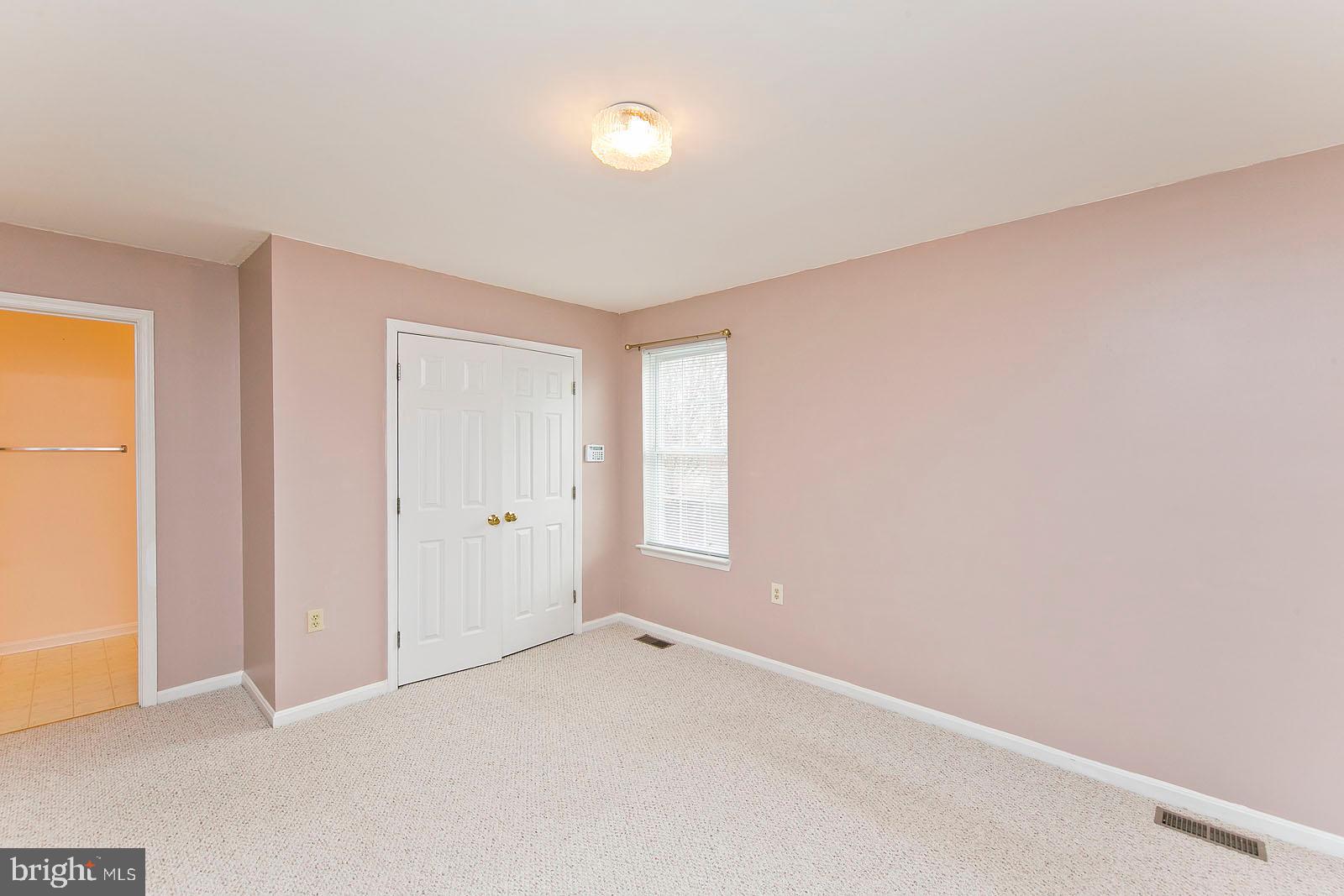 120 Ranson Estates Circle Ranson, WV 25438 - Photo 20 of 44