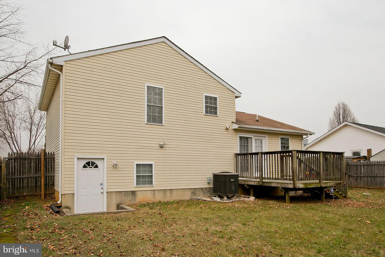 120 Ranson Estates Circle Ranson, WV 25438 - Photo 3 of 44