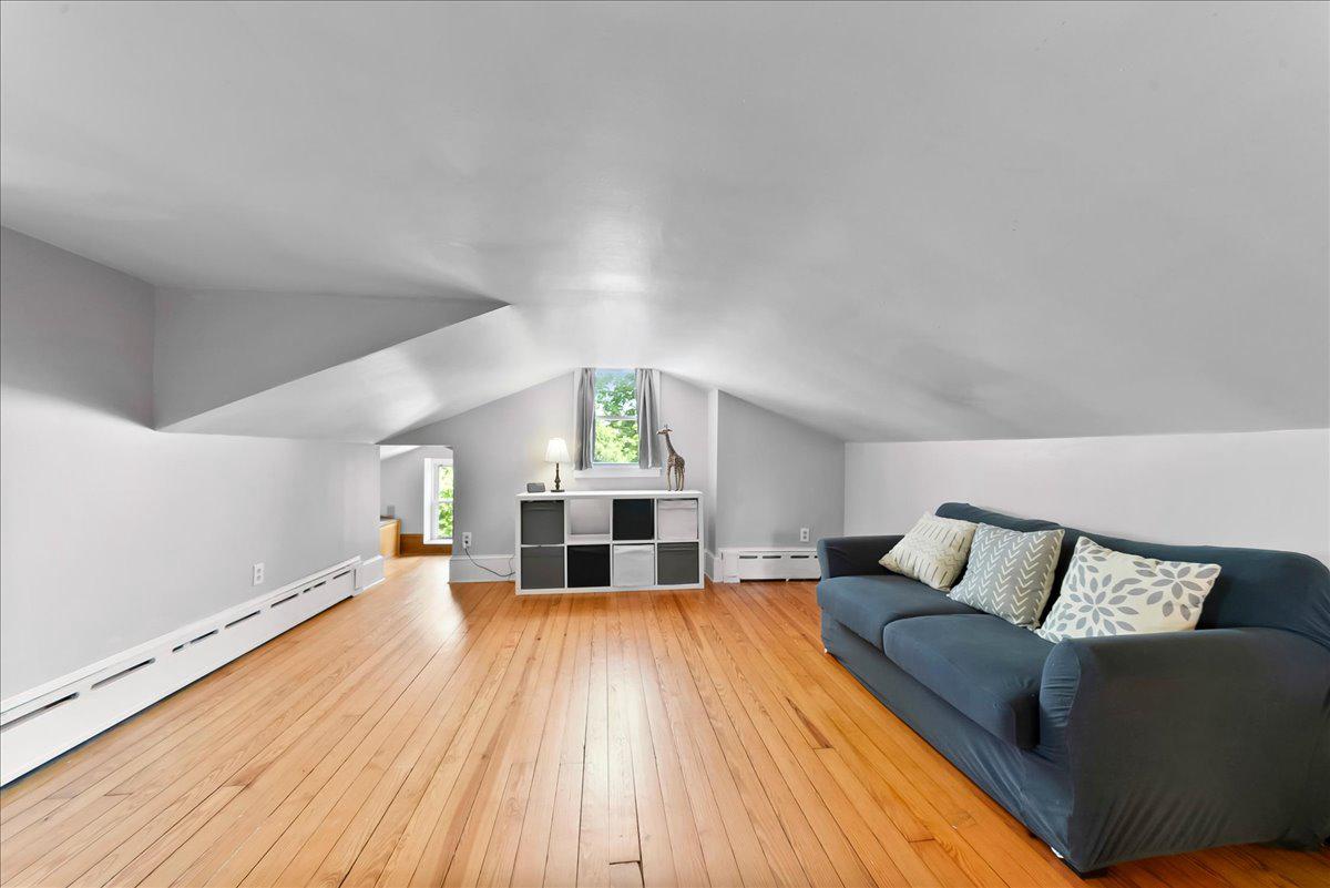 779 Concord Road Glen Mills, PA 19342 - Photo 36 of 41 Spacious upper level sitting room.