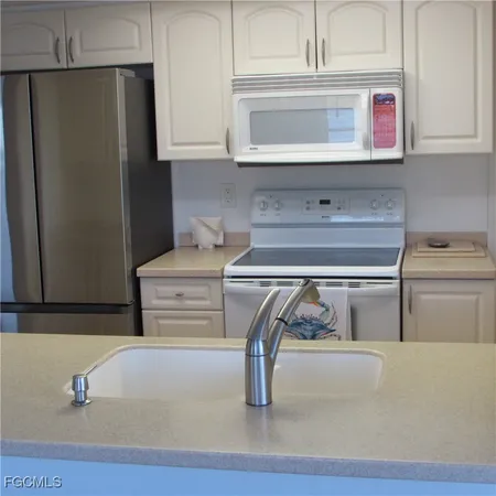 $2,300 | 5371 Blue Crab Circle, Unit 1, Bokeelia, FL 33922