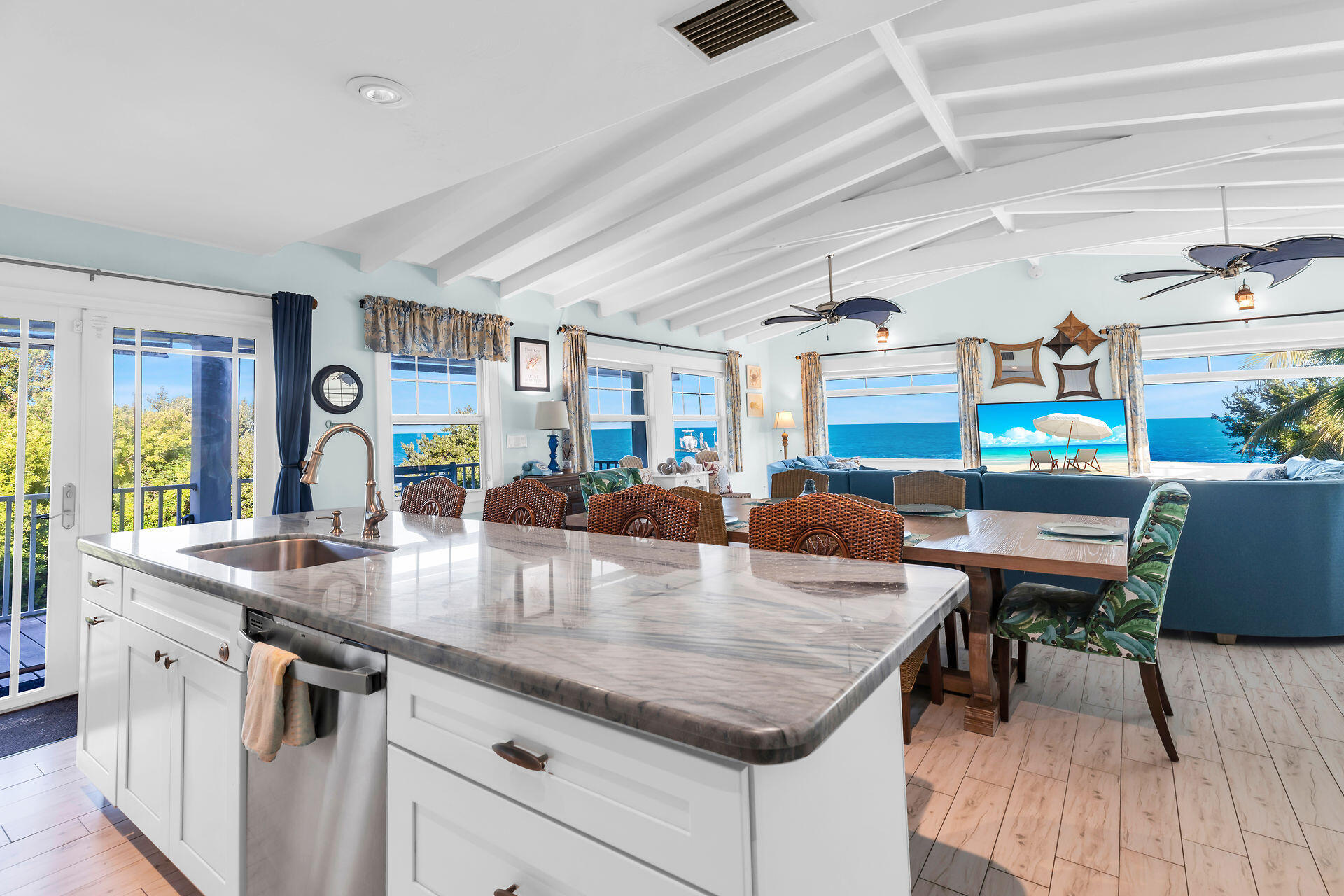 86 Pelican Road Marathon, FL 33050 - Photo 13 of 58 Kitchen 2