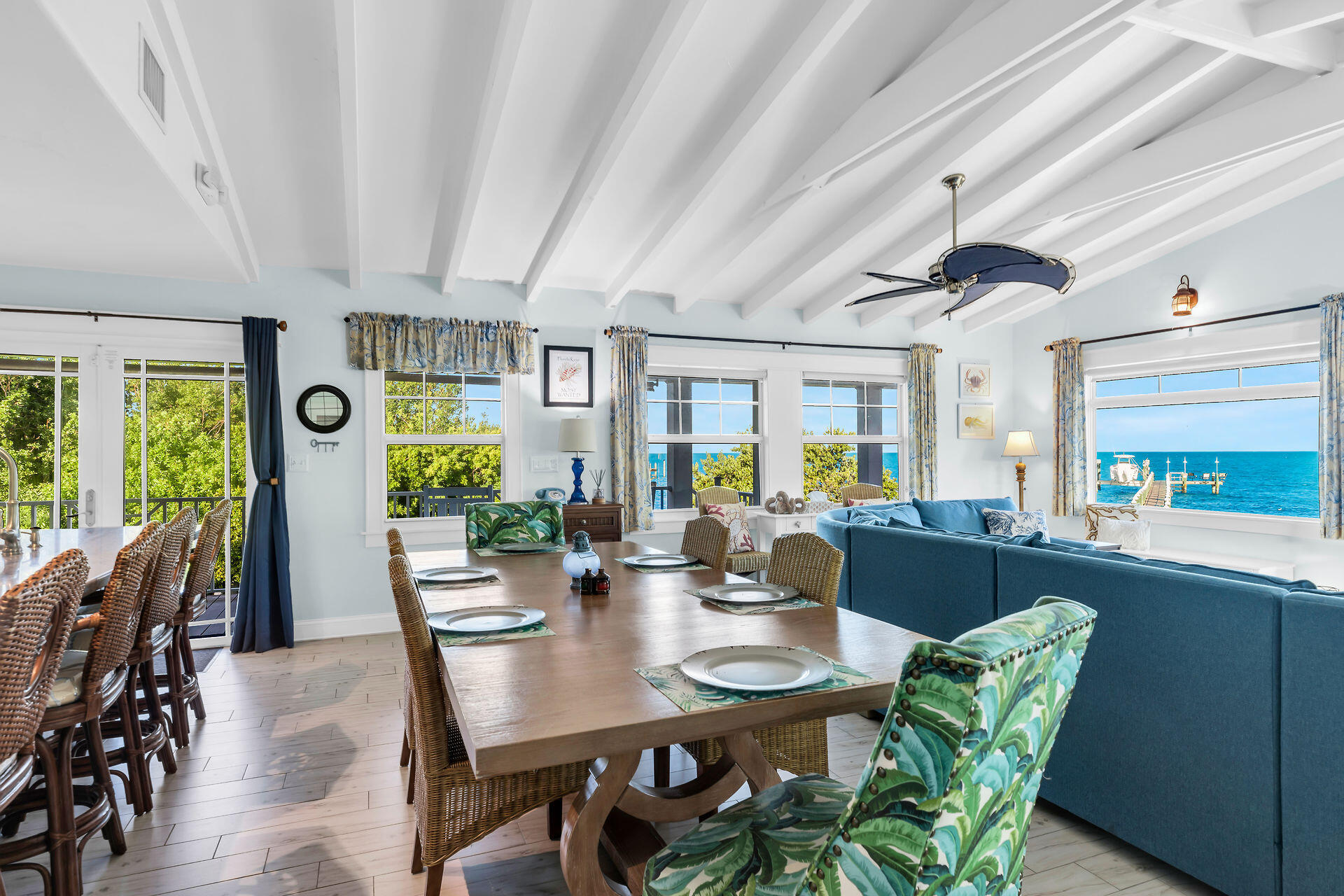 86 Pelican Road Marathon, FL 33050 - Photo 14 of 58 Dining Room