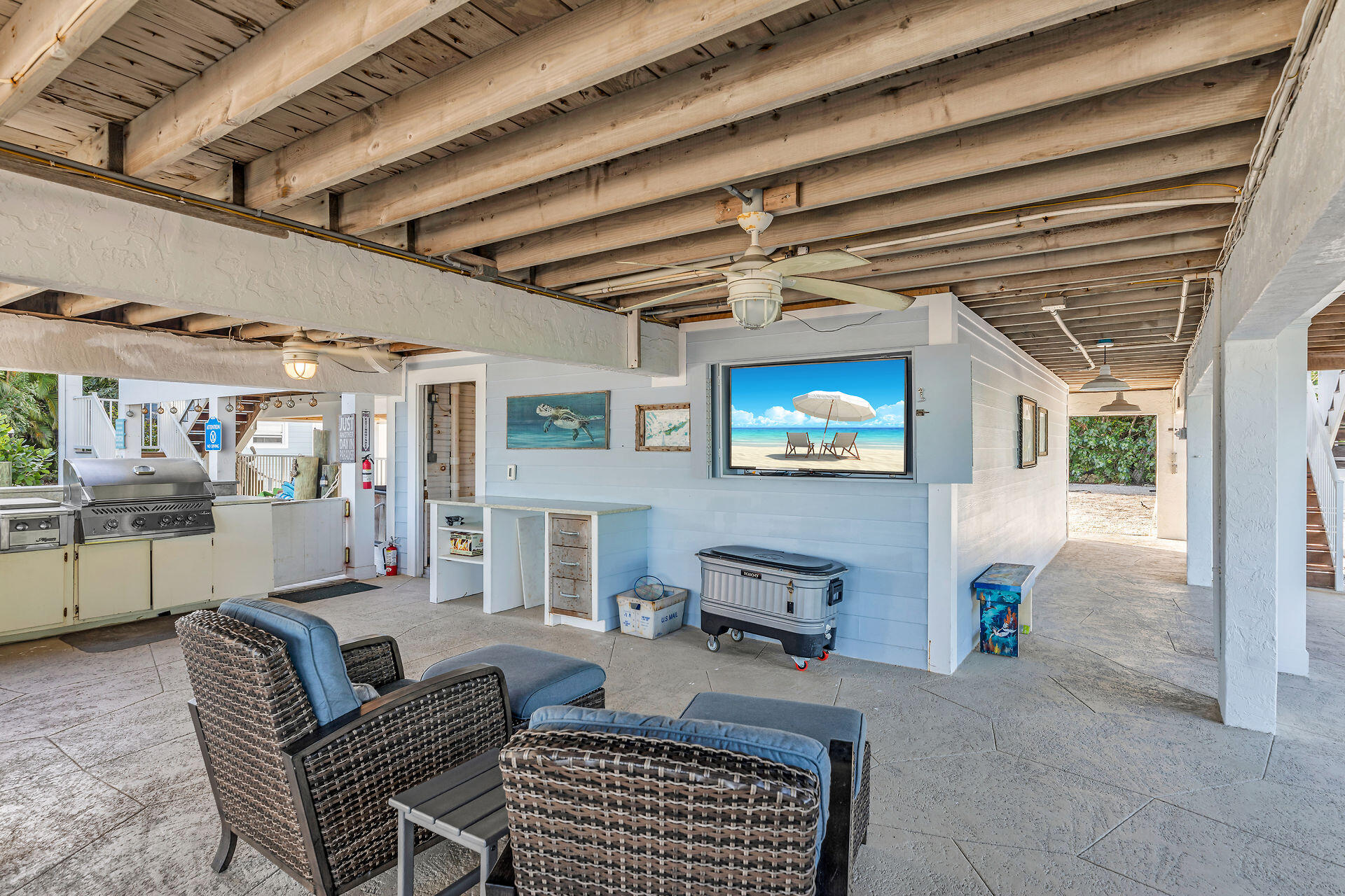 86 Pelican Road Marathon, FL 33050 - Photo 45 of 58 Outdoor Living Area