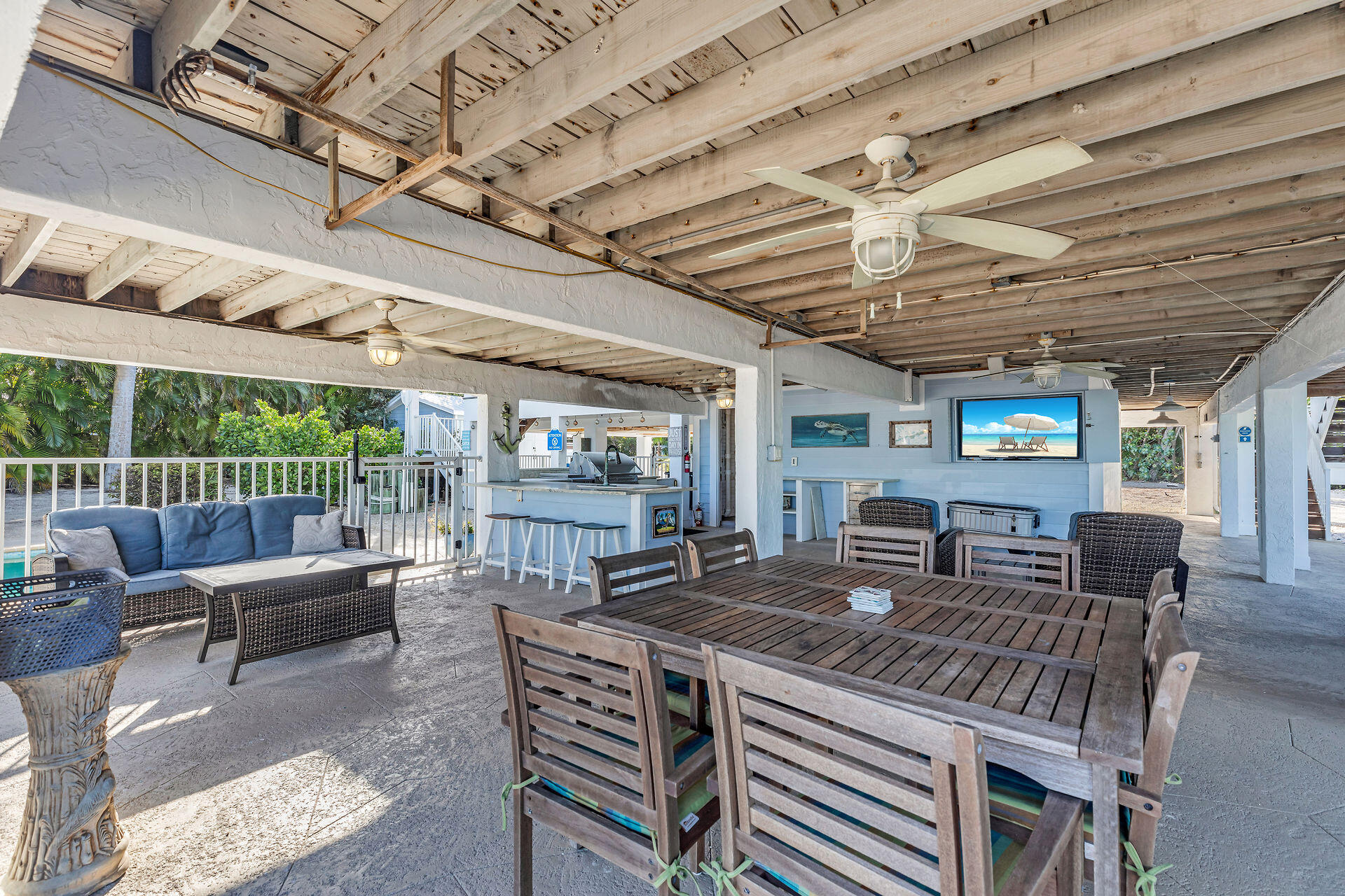 86 Pelican Road Marathon, FL 33050 - Photo 46 of 58 Outdoor Living Area