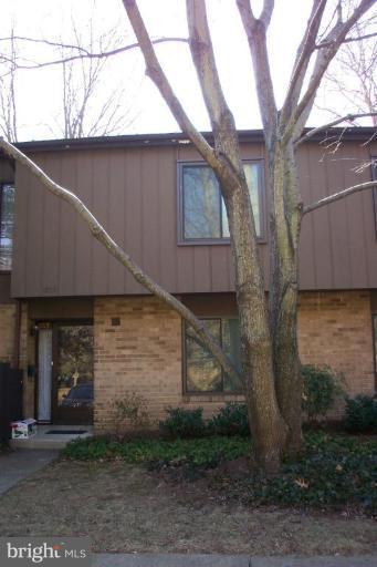 1813 Ivy Oak Square, Unit 59 Reston, VA 20190 - Photo 17 of 19 front view