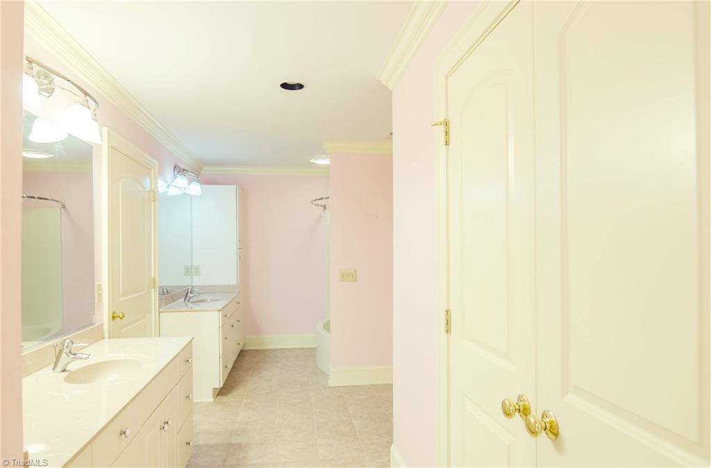 4112 Chestnut St Extension High Point, NC 27265 - Photo 14 of 15 Gallery Image 14