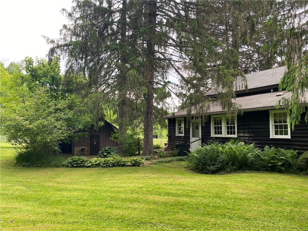 671 Two Mile Run Road Ligonier, PA 15658 - Photo 3 of 18 Gallery Image 3