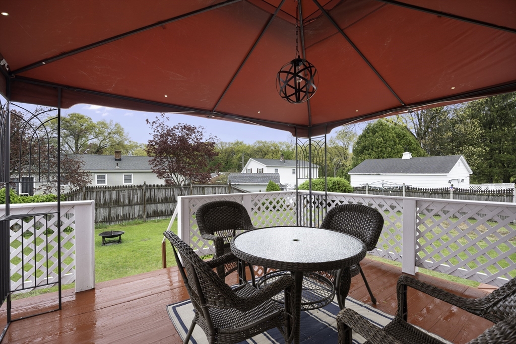 73 Gardner Road Chicopee, MA 01013 - Photo 23 of 31