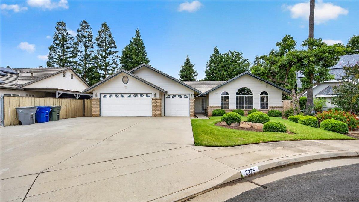 2375 Fallbrook Avenue Clovis, CA 93611 - Photo 1 of 34