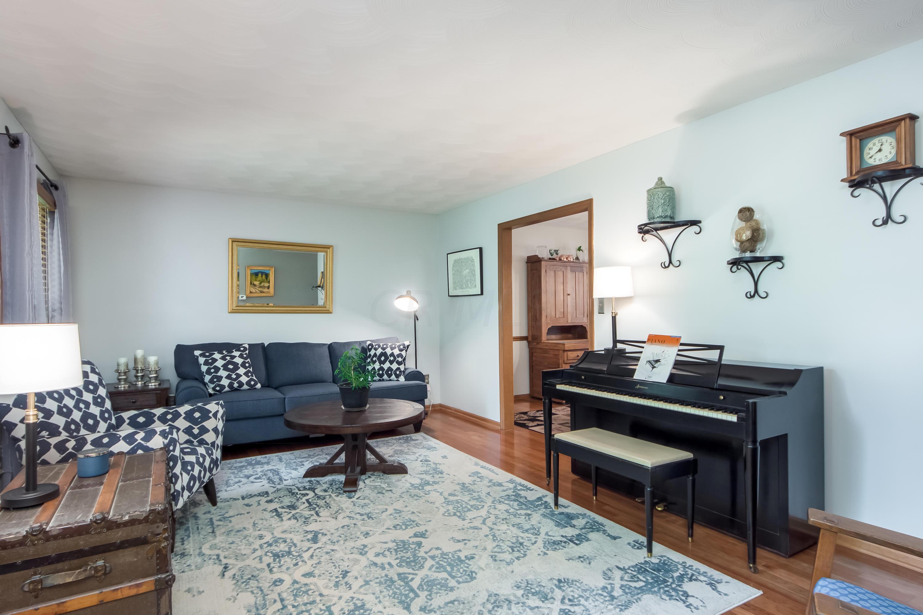 1929 Hyatts Road Delaware, OH 43015 - Photo 9 of 36 Gallery Image 9