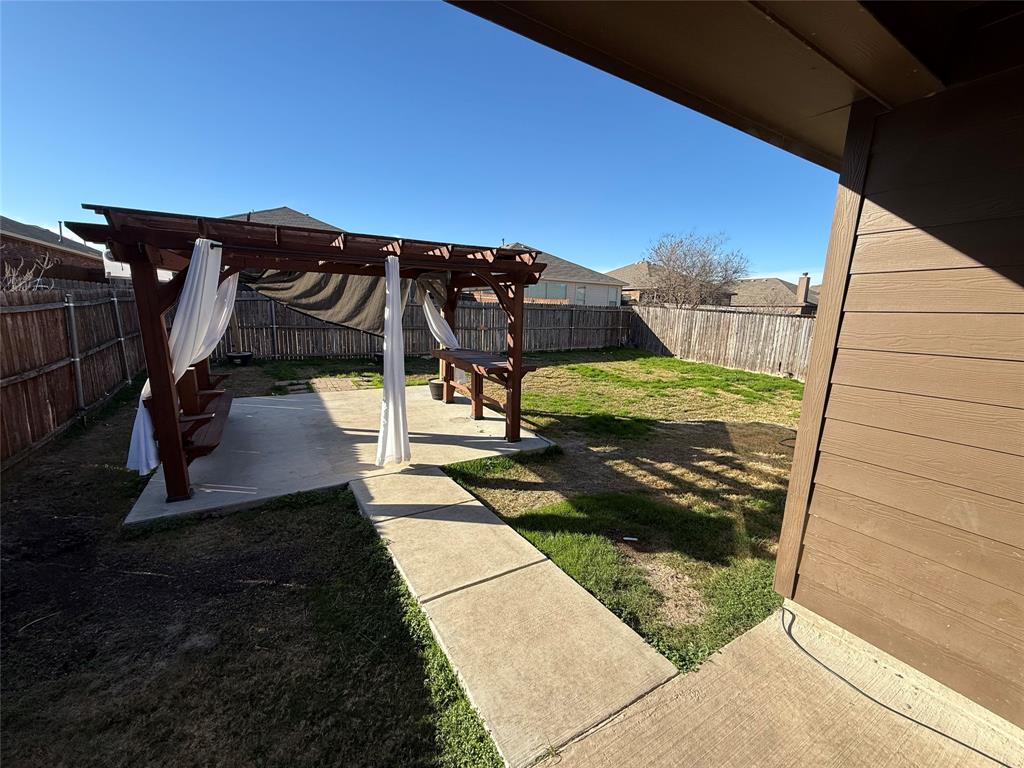 1740 Capulin Road Fort Worth, TX 76131 - Photo 15 of 17