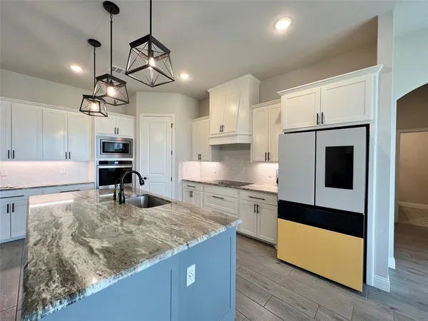 $3,295 | 252 Harvard Lane, Springtown, TX 76082