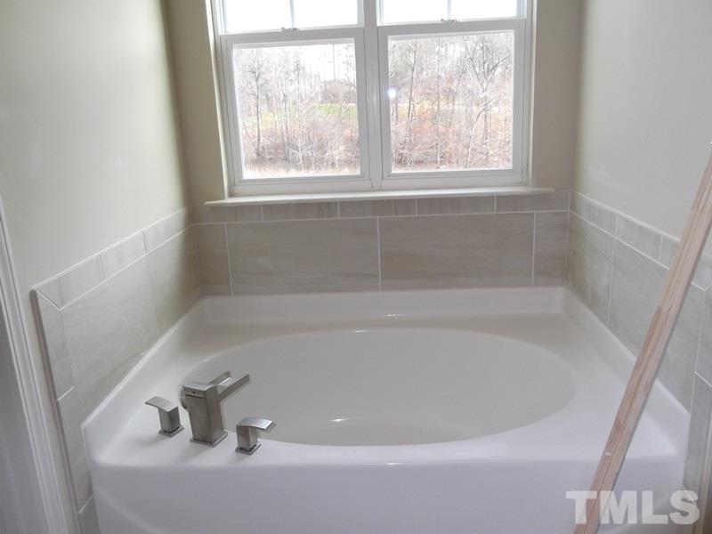 114 Torpoint Road Durham, NC 27703 - Photo 8 of 20 Gallery Image 8